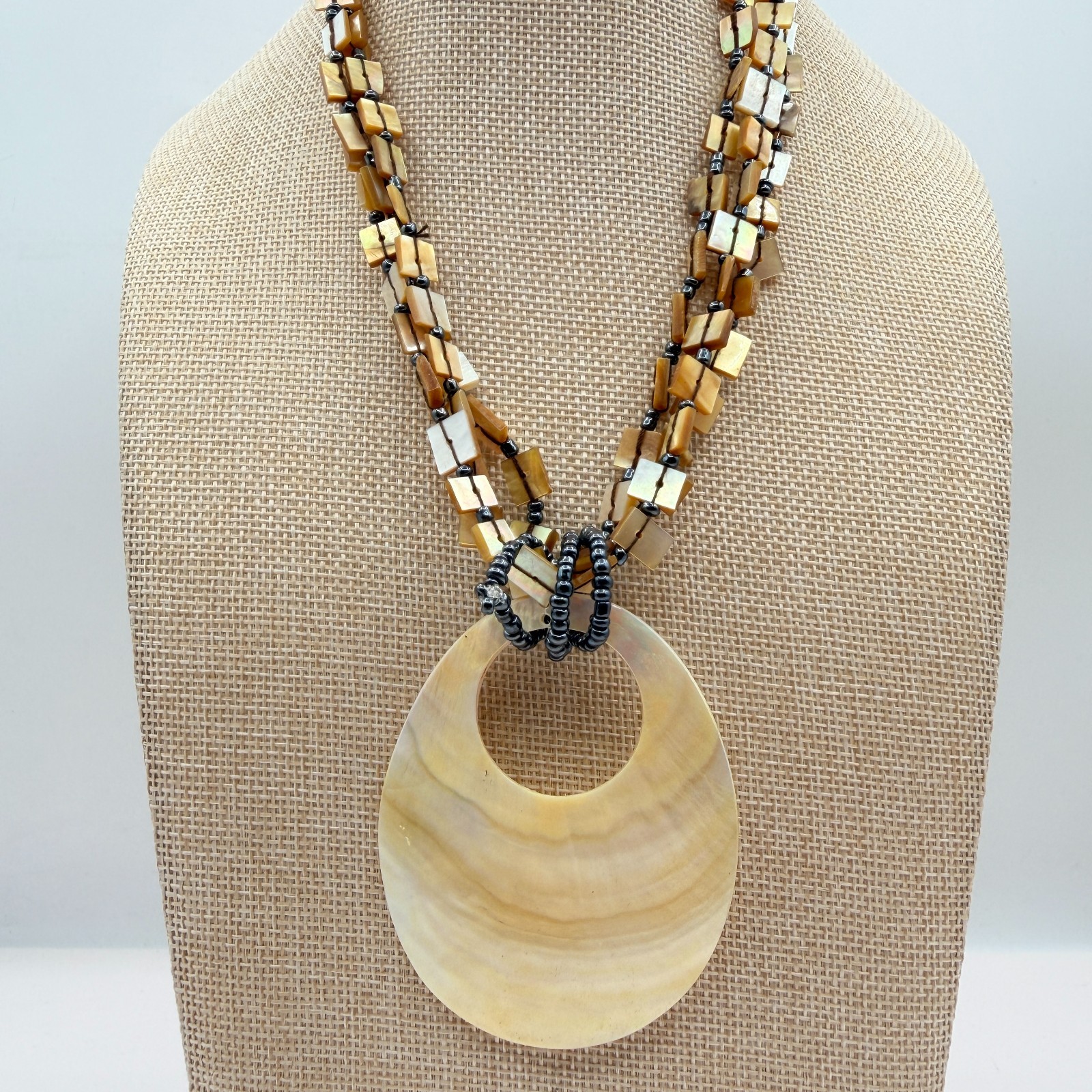 VTG 90s Silver Tone Beaded Mother of Pearl Pendant Necklace Statement Jewelry