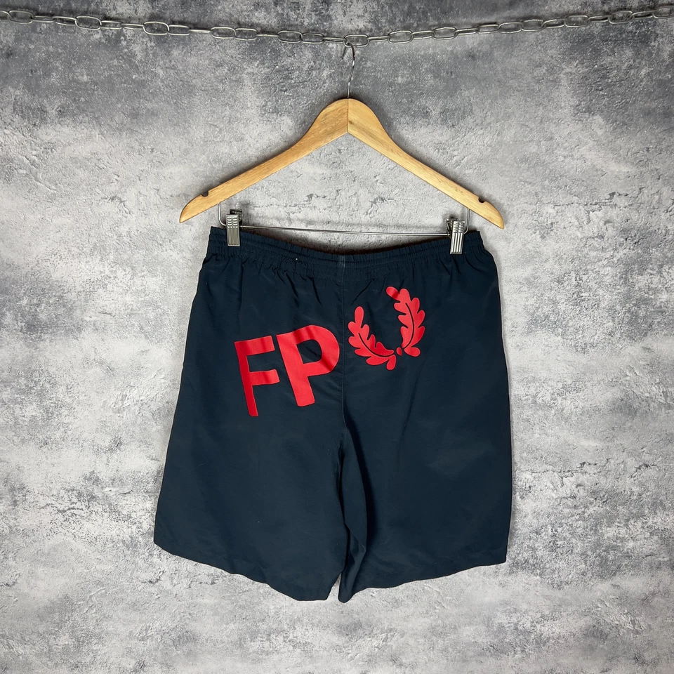 Pantalones Cortos Fred Perry Para Hombre Negros Poliéster Logo Espalda Talla M De Colección Raros Foto 4 de 4