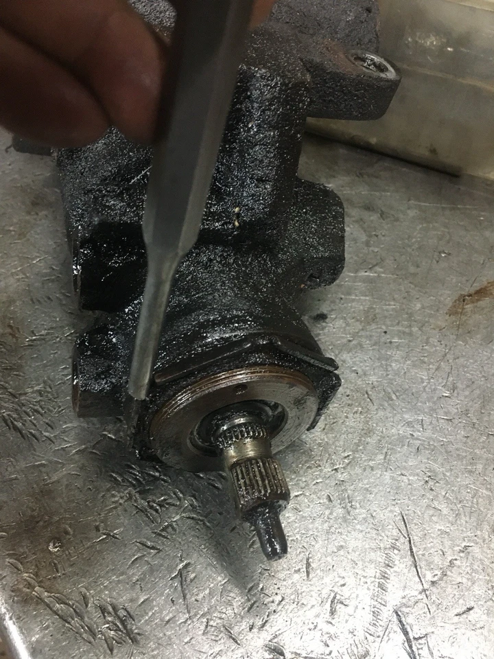 Input Shaft Seal For Steering Gear Box Chevrolet P30 Kodiak C6500 #S714 Foto 3 de 4