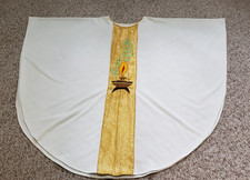 PRIEST CLERGY CHASUBLE VESTMENT WHITE W/GOLD EMBROIDERED ORPHREY