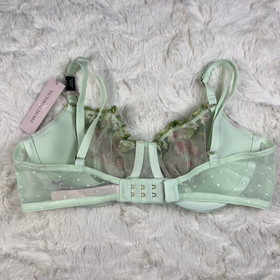 Victoria&rsquo;s Secret Dream Angels Unlined Strappy Bra Strawberry Embroidery 34B NWT