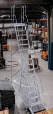 16 Step Rolling Safety Ladder