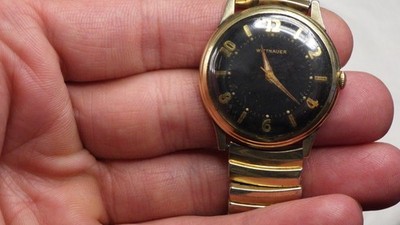 Rare Model Vintage Wittnauer Watch 10KT GF Mechanical 17 Jewel AXA Works