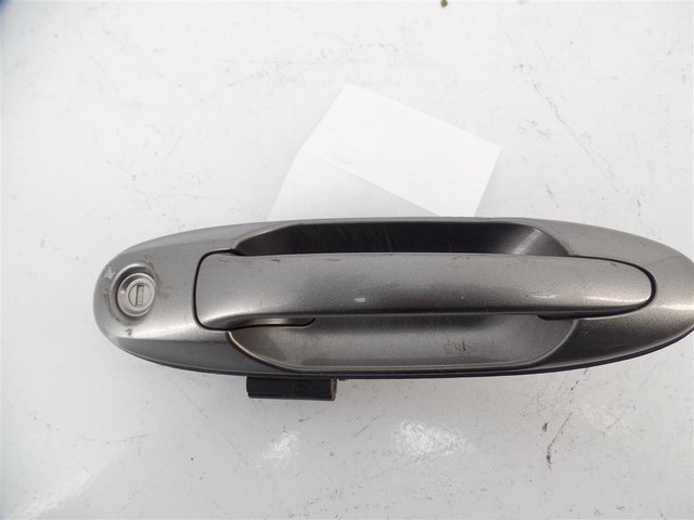 04-06 Toyota Tundra Double Cab Driver Front Exterior Door Handle OEM