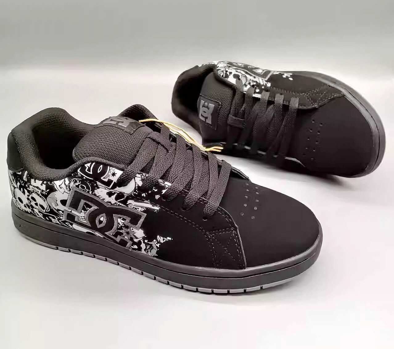 Zapato bajo de skate DC Gaveler para hombre talla EE. UU.