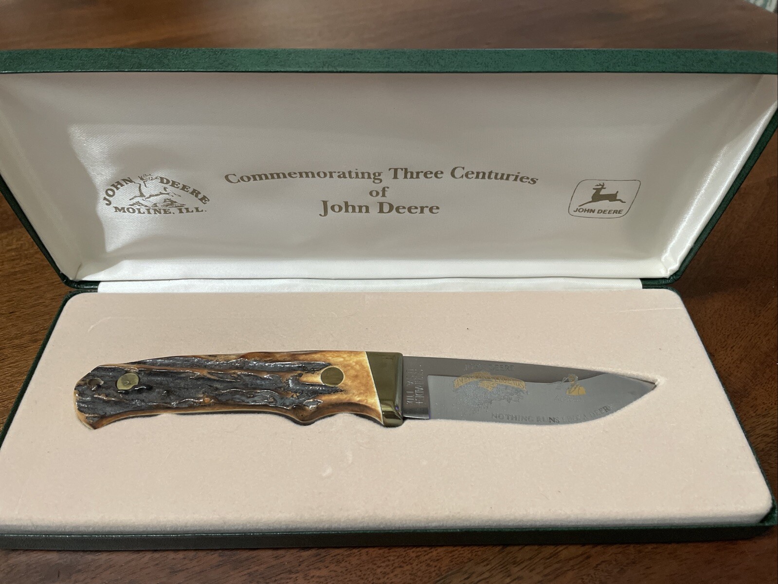 Schrade USA Knife. American Legends John Deere