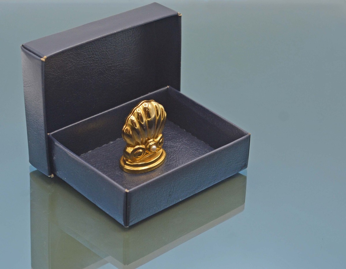 MIKIMOTO Baby Pearl Gold Picture Paper Memo Card Place Holder