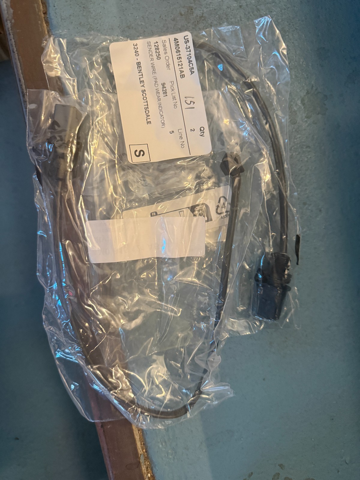2017 Bentley Bentayga Front and Rear Brakes Complete Kit