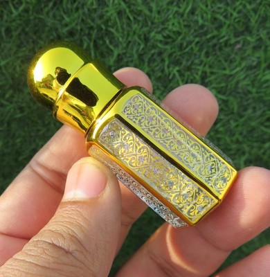 Shanaya Gold Oil Attar - Ornate Golden Arabesque Glass Bottle - Long Lasting