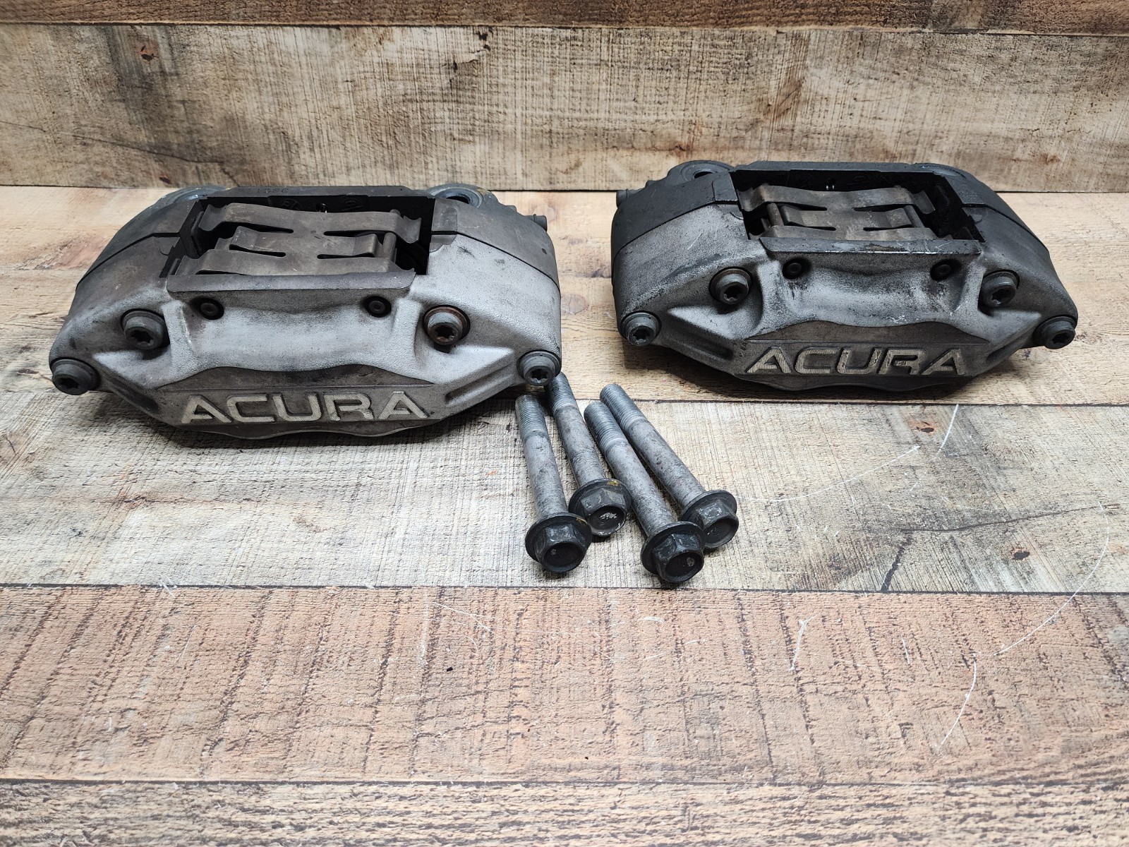 2005-2012 Acura RL Advics Front Left Right 4 Piston Brake Calipers Set Pair OEM