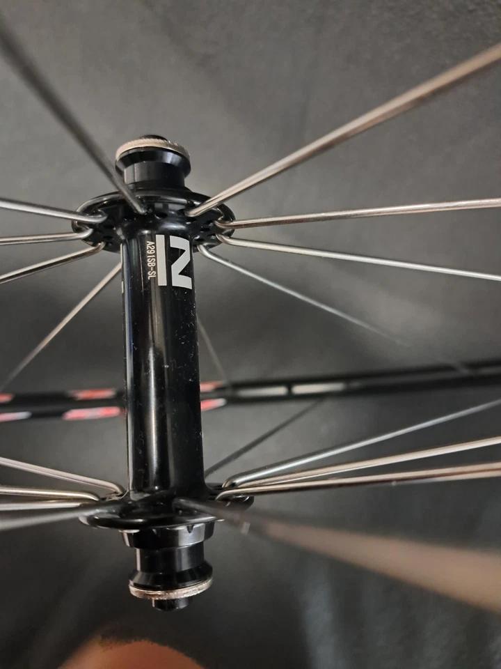 Vorderrad 28 ZOLL Novatec  - Remex Rennrad FIXI SINGLESPEED LIGHT 666 Gramm - Bild 3 von 4