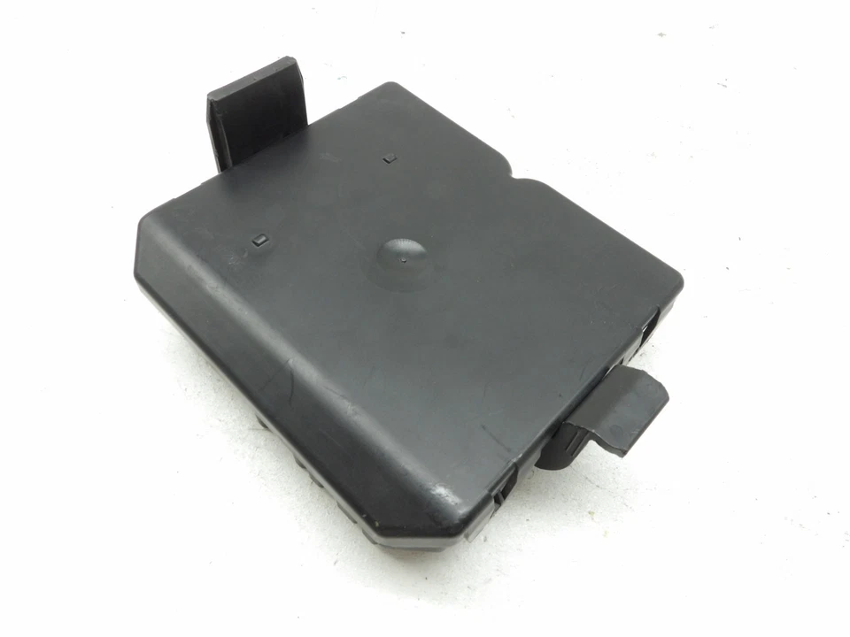 Модуль управления подъемом багажника задней двери для Cadillac SRX 2011-2015 годов выпуска 20954189 - Изображение 2 из 3