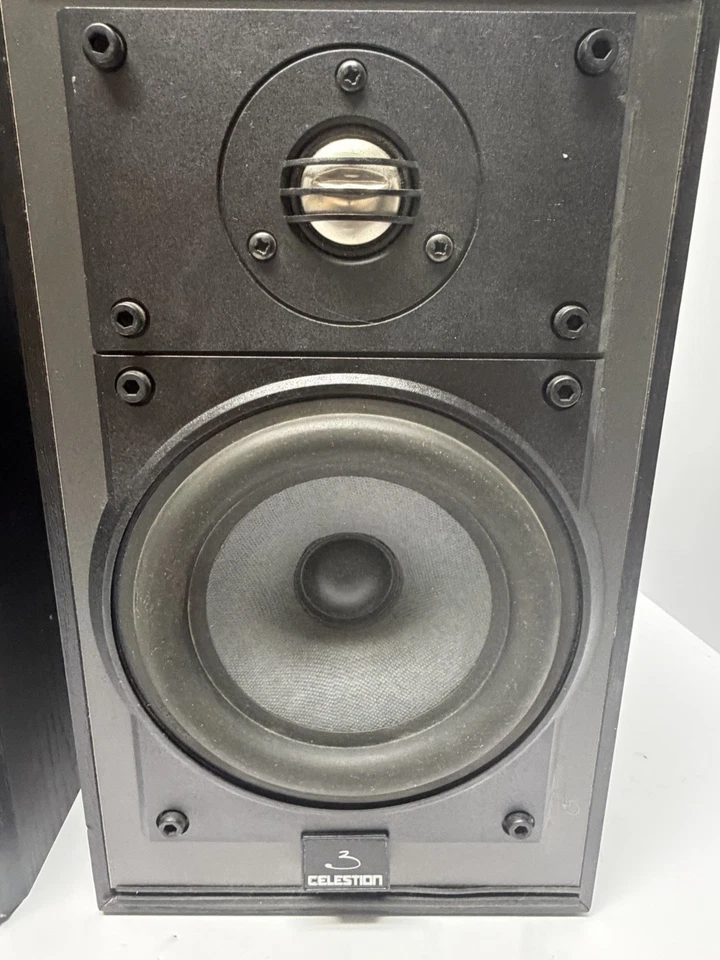 Par Vintage de Alto-falantes de Estante Celestion 3 8Ohms, 10-60W, FRETE GRÁTIS - Imagem 2 de 4