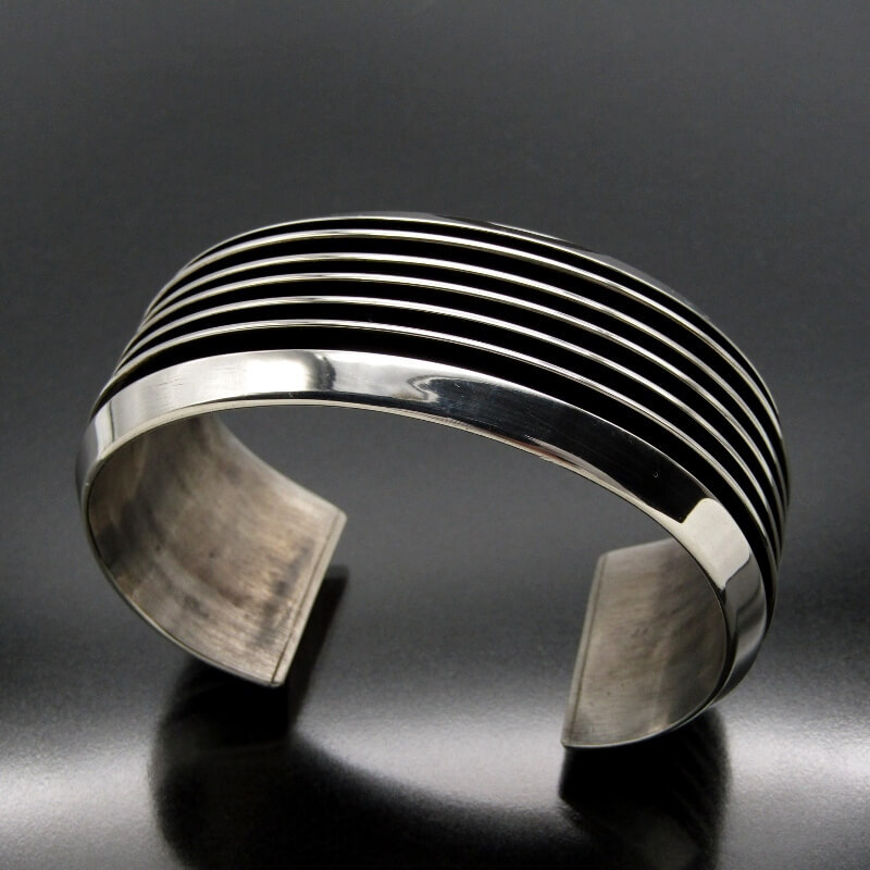 アクセサリー Tom Hawk 6 Line Bangle TOM HAWK トムホーク 6ラインバングル シルバー インディアン