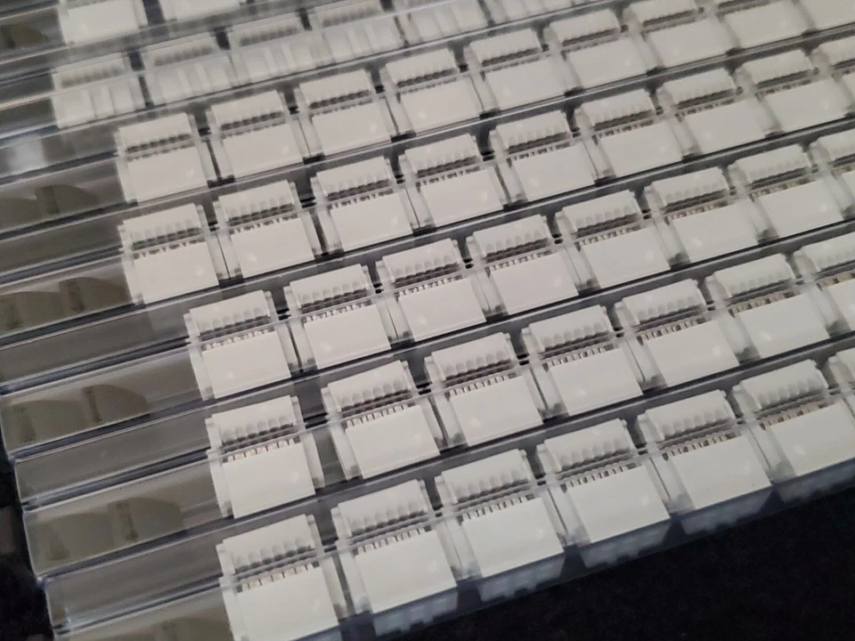 (528) 6 Position Rectangular Receptacle Connector IDC Gold 28-30 AWG - Image 3 of 4