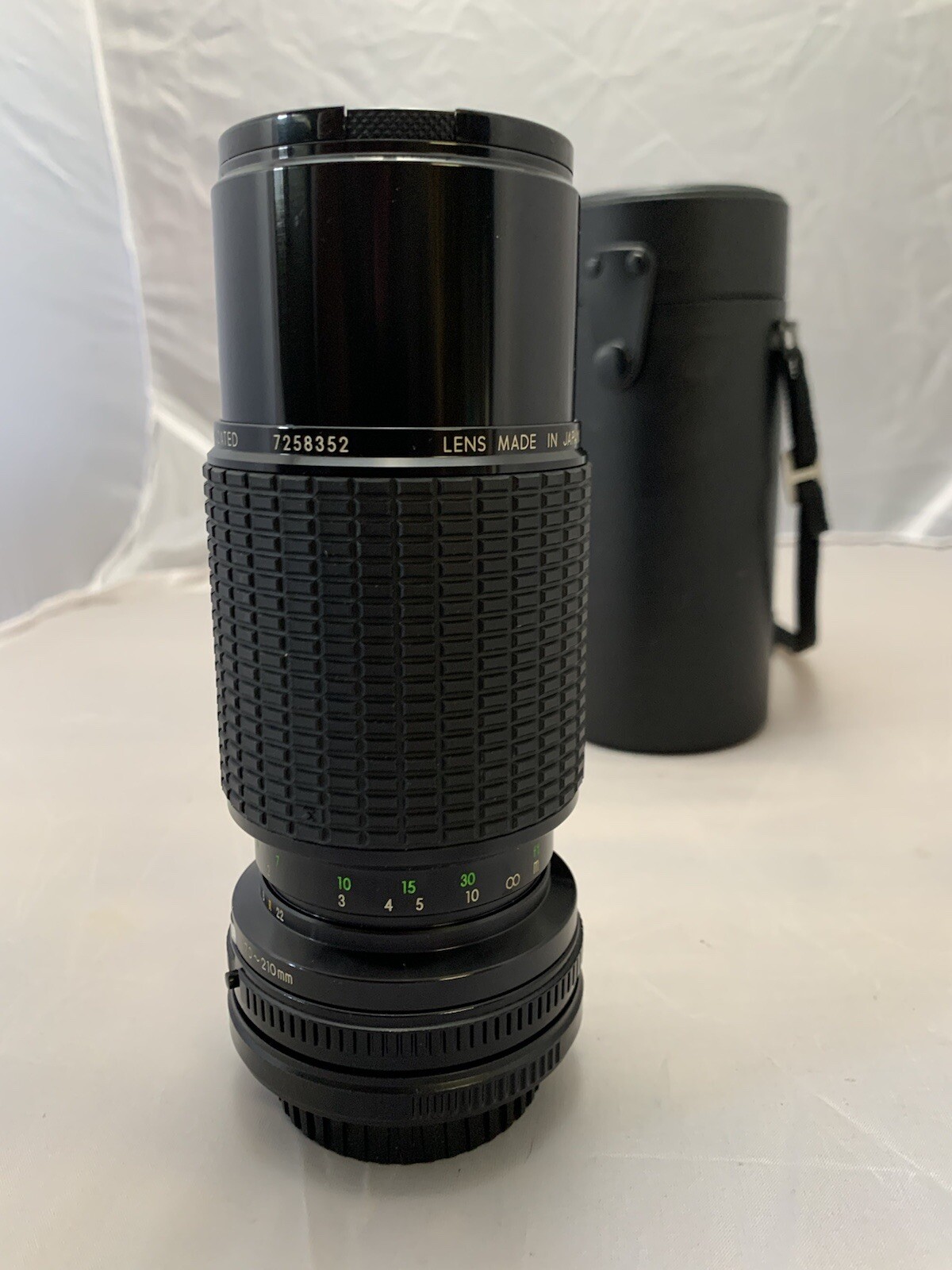 Objectif Sigma Zoom 70-210mm 1:4-5.6 - Monture Nikon (?) - Occasion