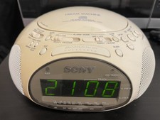 SONY® Dream Machine ICF-CD831L CD / Radiowecker