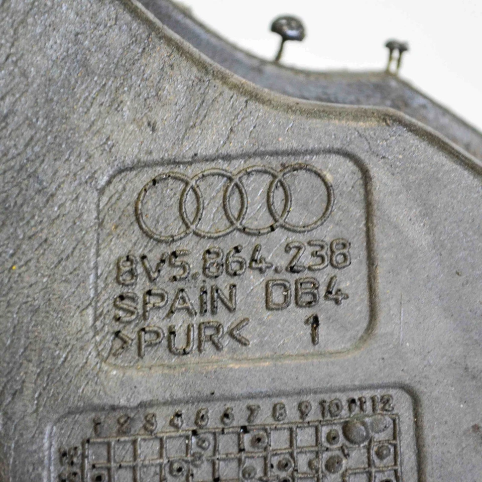 AUDI A3 Berlina 8VS, 8VM Altre Centraline 8V5864238 2.0 Diesel 3866271 - Immagine 3 di 3