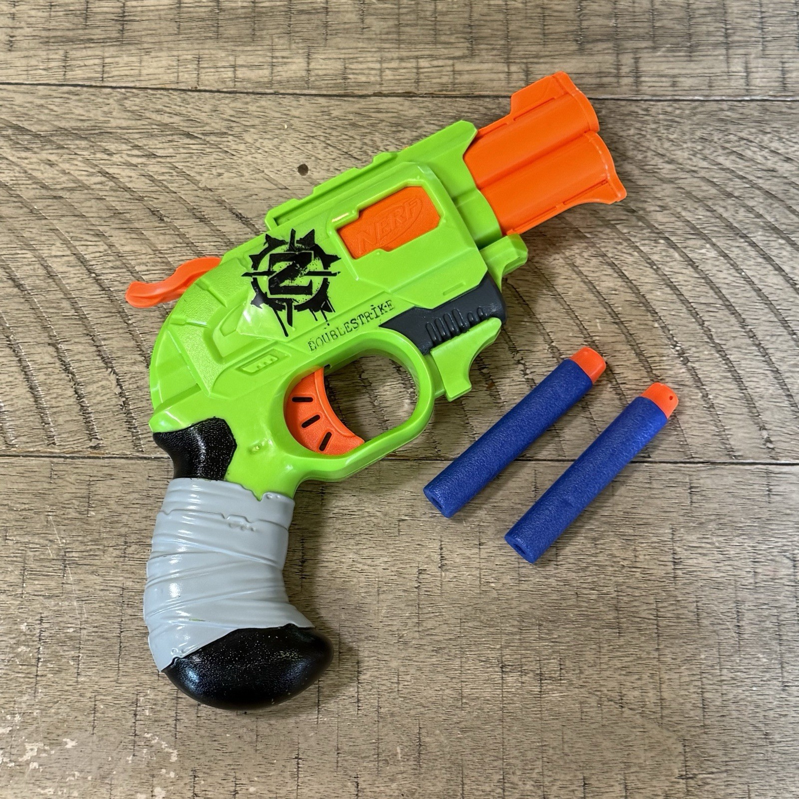 Blaster W/ 2 Blue Darts