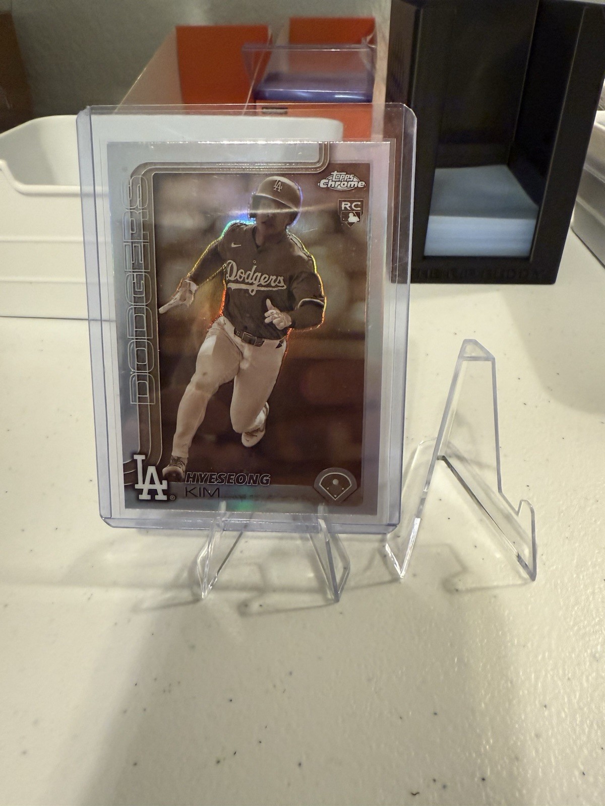 2025 Topps Chrome - Hyeseong Kim #152 Sepia Refractor (RC)