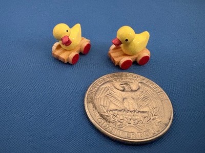 ERZGEBIRGE FLADE Ducklings Doll House Miniature Figurines Wood Germany
