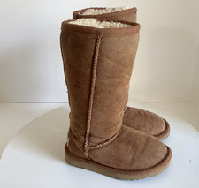 UGG Kids Tall Classic Boots Chestnut Brown Shearling Lined Size 8