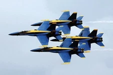 BLUE ANGELS F/A HORNETS FLY-BY US NAVY PHOTOGRAPH PHOTO PRINT