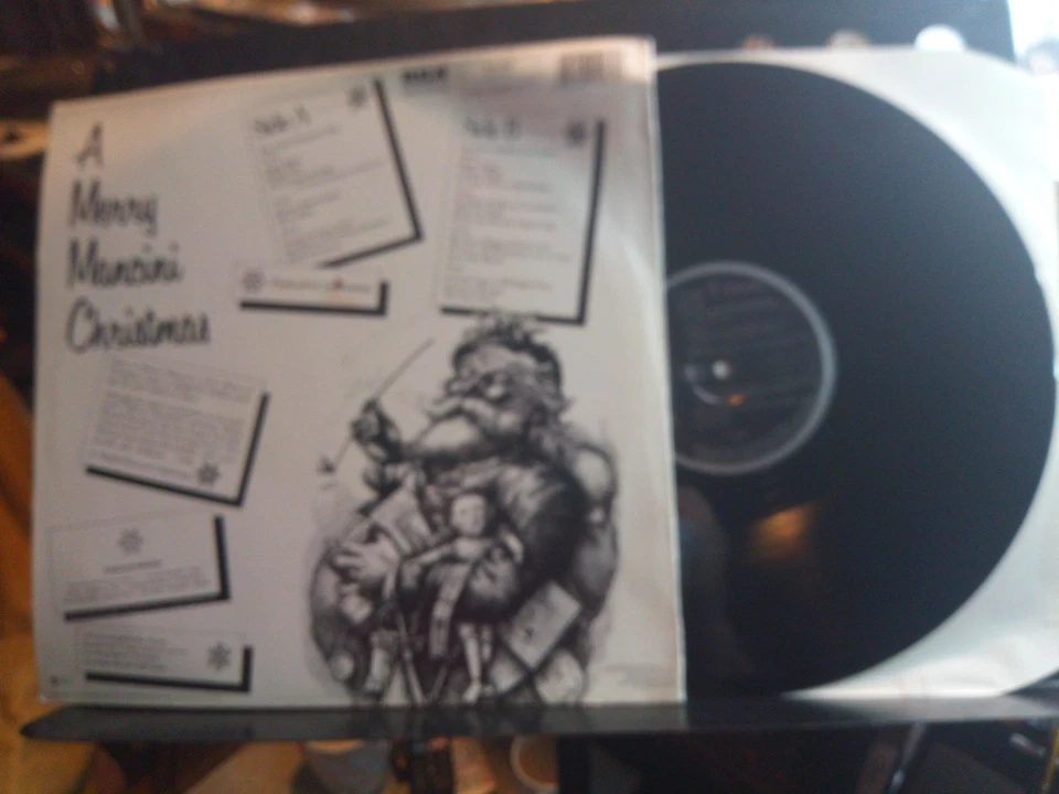 Henry Mancini - A Very Mancini Christmas - UK RCA NL81928 stereo LP - Image 3 of 4