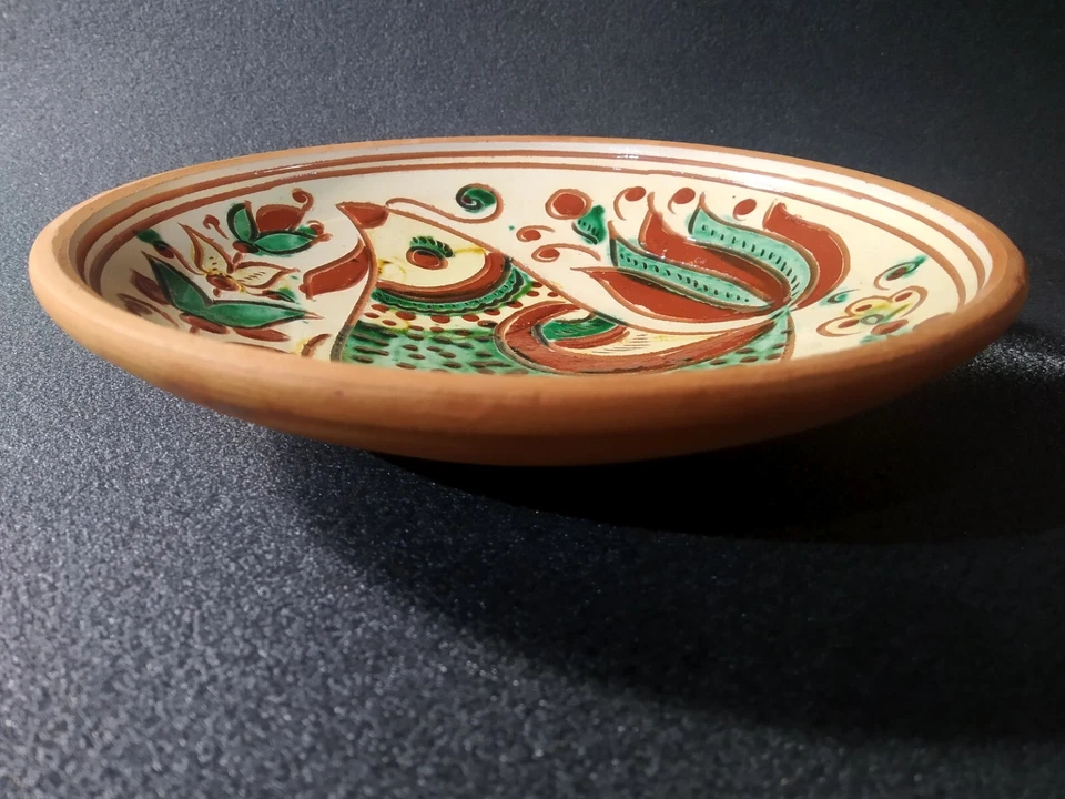Ukrainian plate Kosiv Ceramics "Fire Feather" UNESCO Heritage Ethnic Hutsul moti - Image 3 of 4