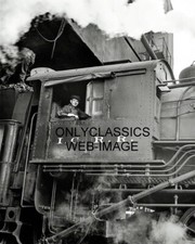 Tren locomotora de vapor 1942 toma carbón Illinois patio central del ferrocarril foto 8x10