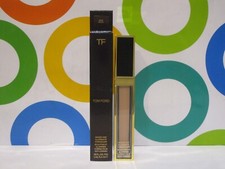 TOM FORD  SHADE AND ILLUMINATE CONCEALER  2WO BEIGE  .18 OZ