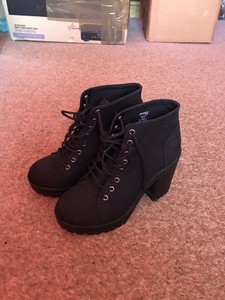 black going out boots