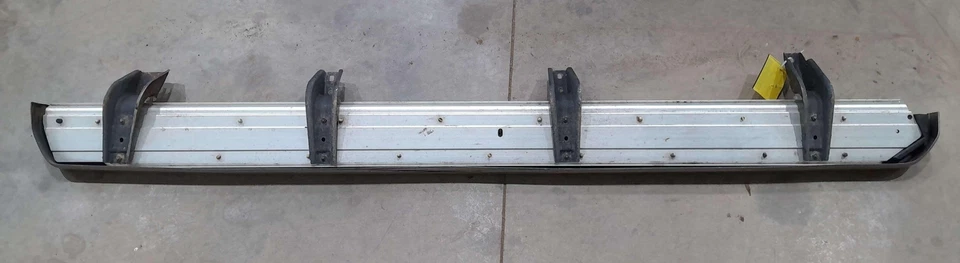 Подножка в сборе левая со стороны водителя для Toyota Sequoia 08–22 годов выпуска — золотистая 4Q2 от оригинального производителя - Изображение 4 из 4