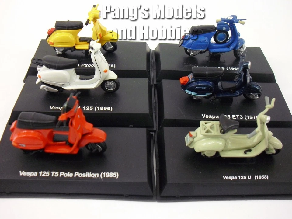 Vespa Scooter Set of 12 different Motorcycles 1/32 Scale Diecast Models - Image 3 of 4