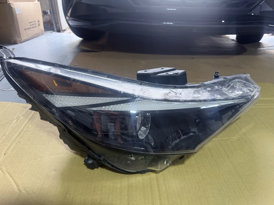 FARO HYUNDAI ELANTRA 2021-2023 OEM LADO DERECHO PASAJERO HALÓGENO 92102-AA160 Foto 4 de 4