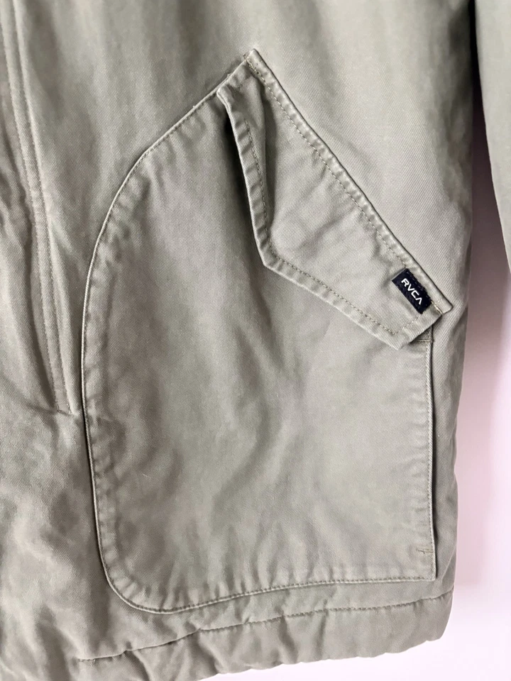 RVCA Winter Jacket. Military Green Sherpa Lined Men's Size M Excellent Condition - Image 2 of 4