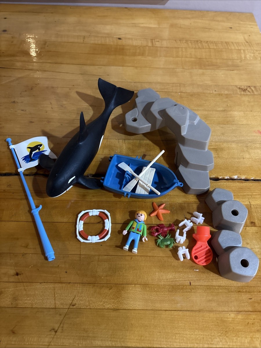 Playmobil 3865 Orca Killer Whale Training Set missing red hat Almost  Complete