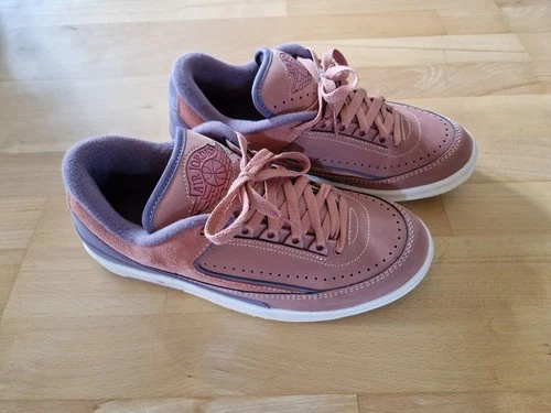 Nike Air Jordan Retro 2 Low Damen Gr. 40,5
