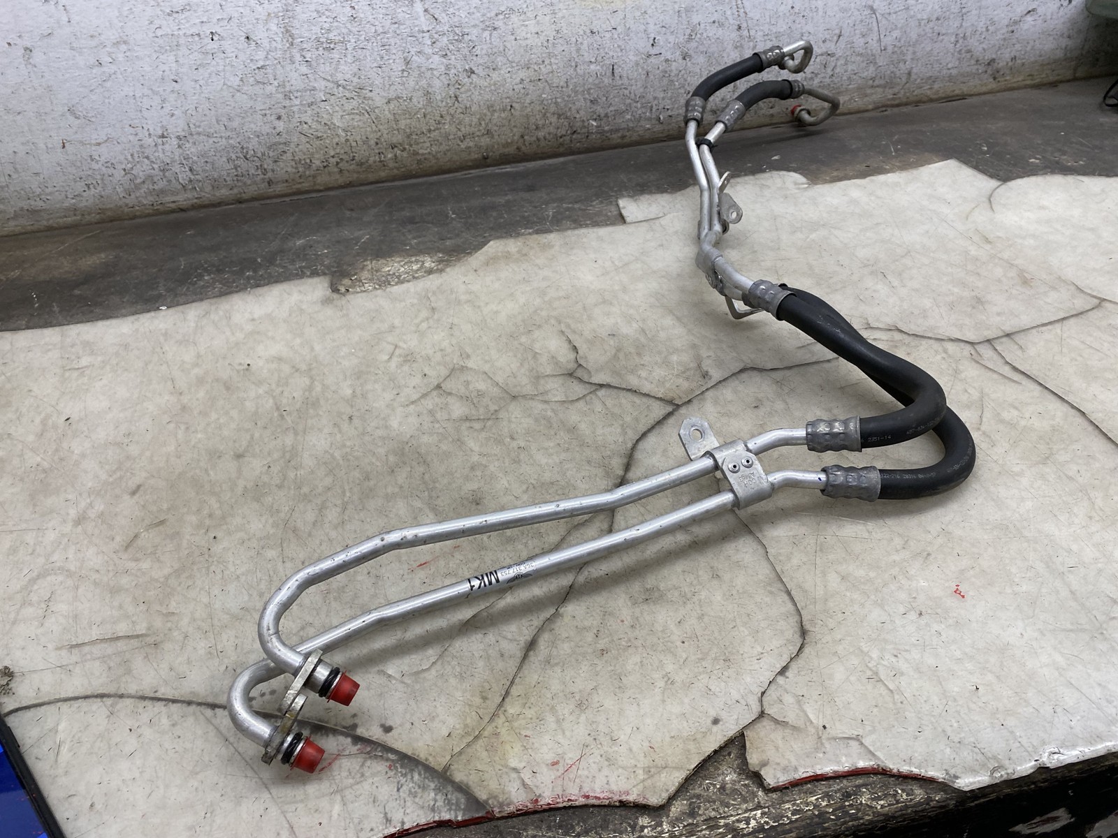 2015-2020 BENTLEY BENTAYGA OEM TRANSMISSION FLUID LINE HOSE TUBE PIPE 36A317753