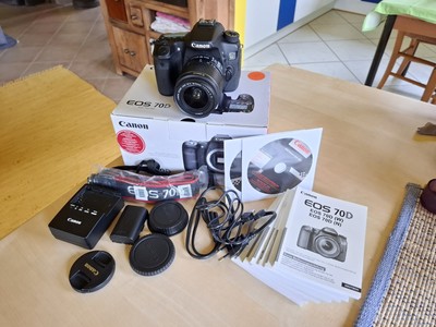 Canon EOS 70D 20.2 MP DSLR - Kit mit EF-S 18-55mm IS II 