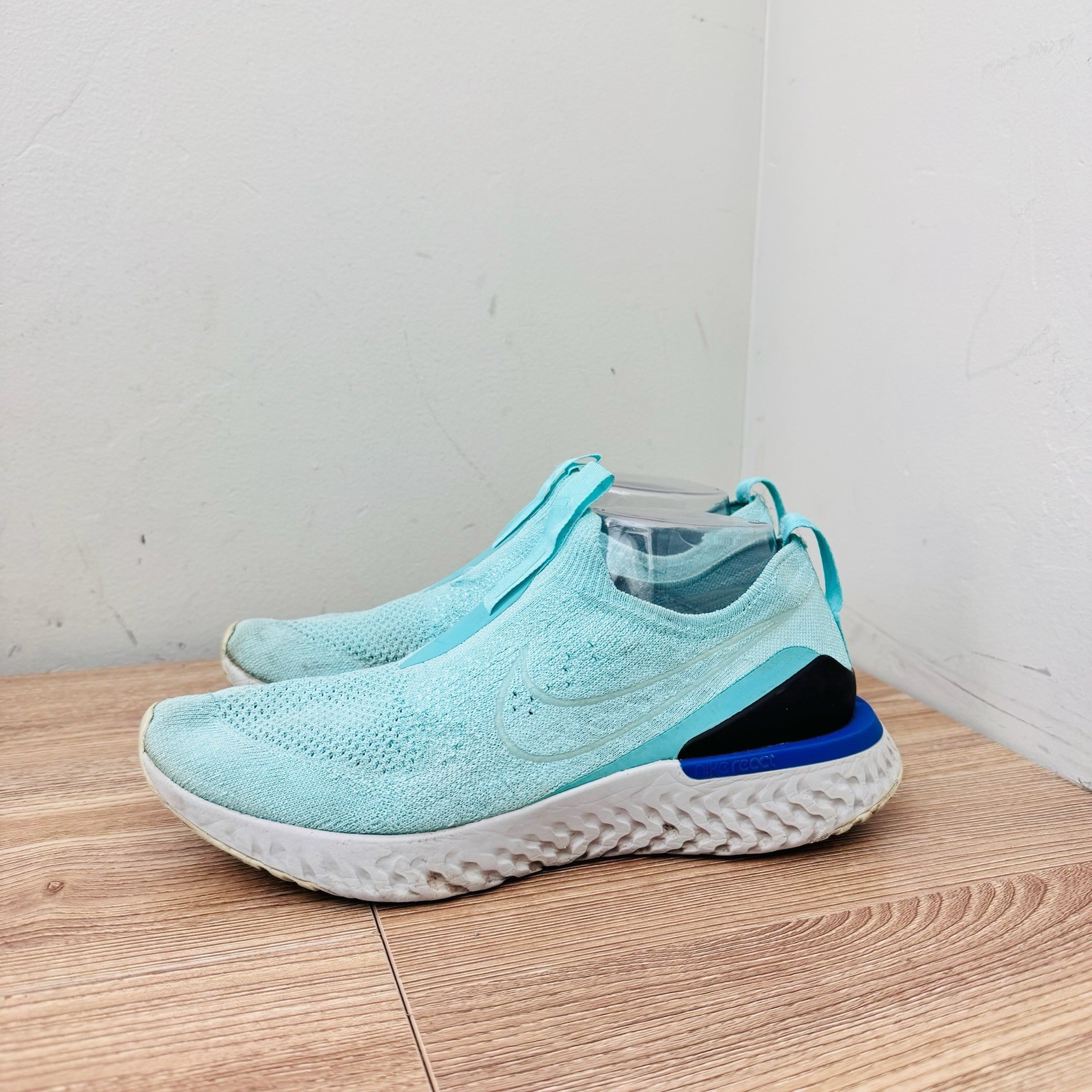 Nike Epic Phantom React Flyknit blue sneakers wom… - image 2