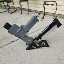 Numax SFL618 Pneumatic 3-In-1 Flooring Nailer / Stapler 15.5-Gauge & 16-Gauge 2"