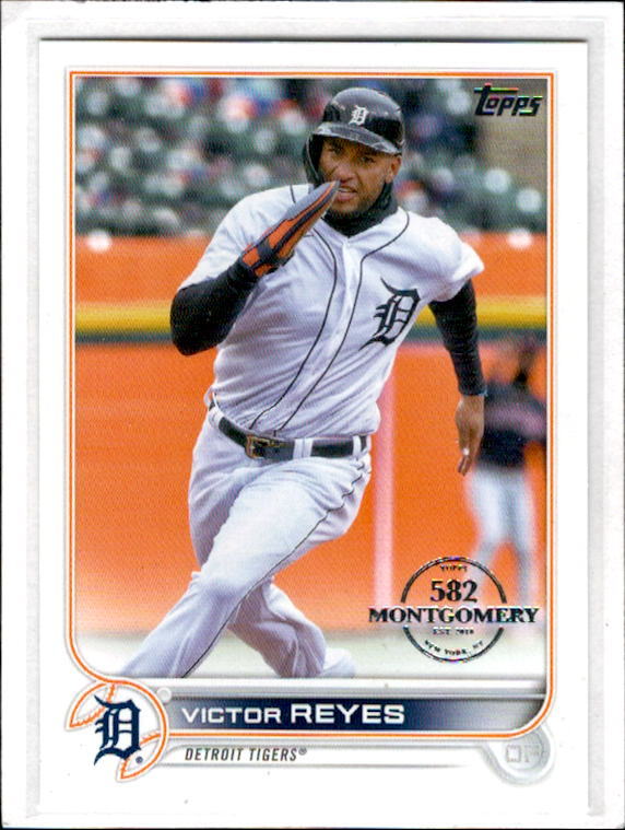 2022 Topps 582 Montgomery Club Foil Stamped Victor Reyes  #252 Tigers