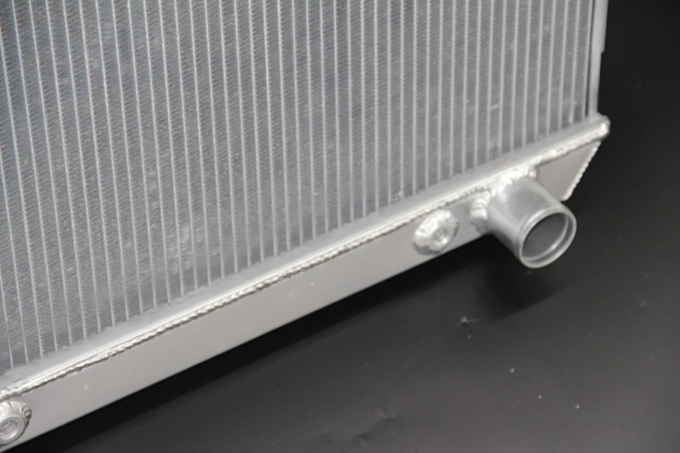 Radiador de aluminio 3 filas apto para Chevy Chevrolet Bel Air V8 5057 56 1955-1957  Foto 3 de 4