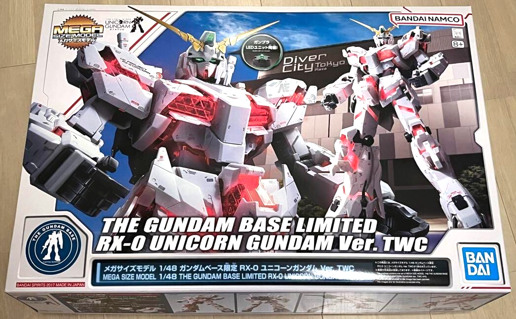 Mega size model 1/48 Gundam Base Limited RX-0 Unicorn Gundam Ver