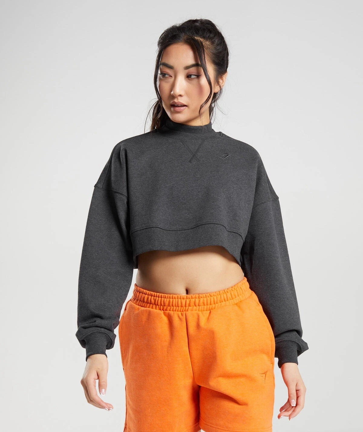 gymshark crop top logo long sleeve sport bra 
