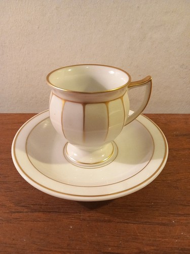 German Kaiser Small Demitasse Cup and Saucer - Picture 3 of 6
