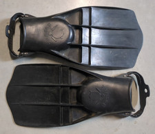 EUC XS Scuba Turtle Dive Fins/Flippers Black Large to XXL Military/Navy SEALs