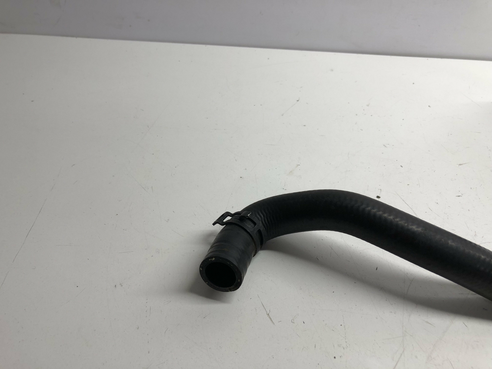 Mercedes-Benz E Coupe C207 Engine Water Coolant Pipe Hose 
