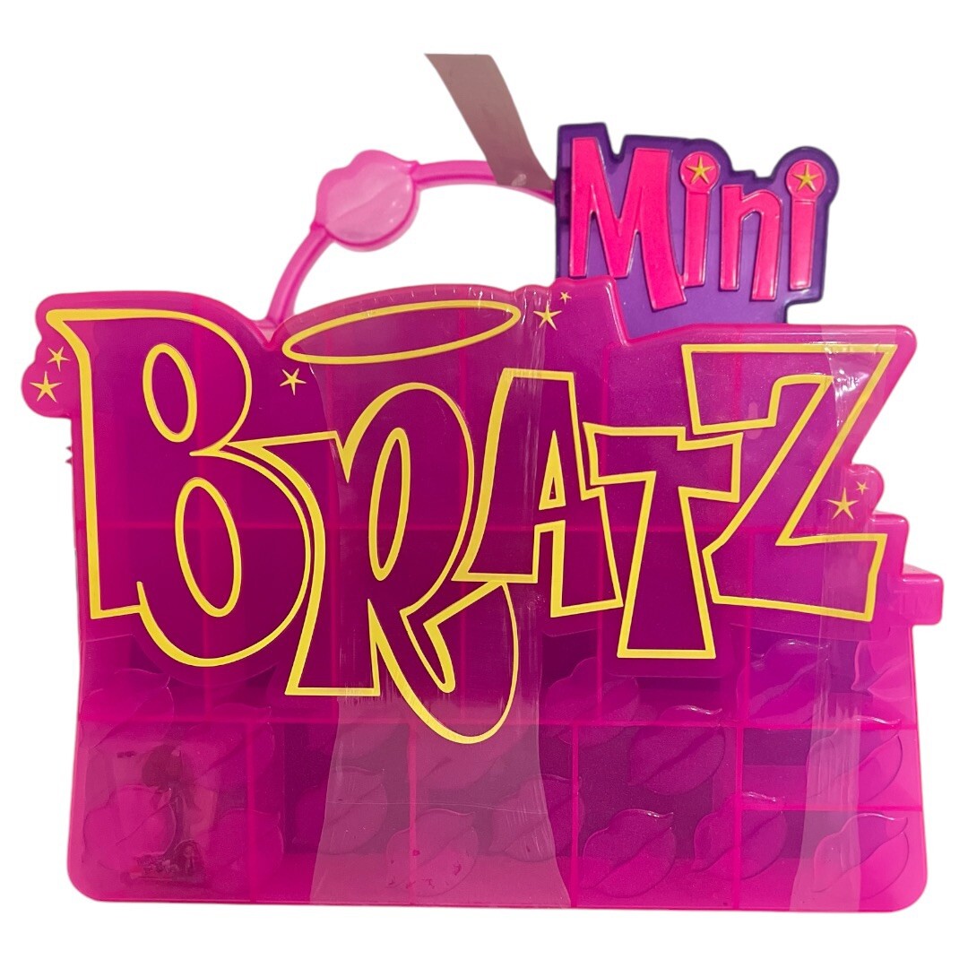 MINI BRATZ Collectors Case for 60+ Dolls – New Girls Toy